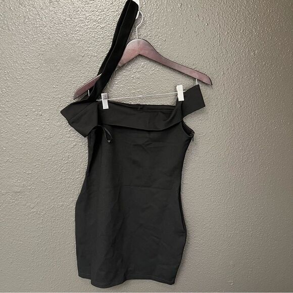 NWT Revolve x Superdown Linda Asymmetric Bodycon Dress in Black | Size M - Picture 5 of 9